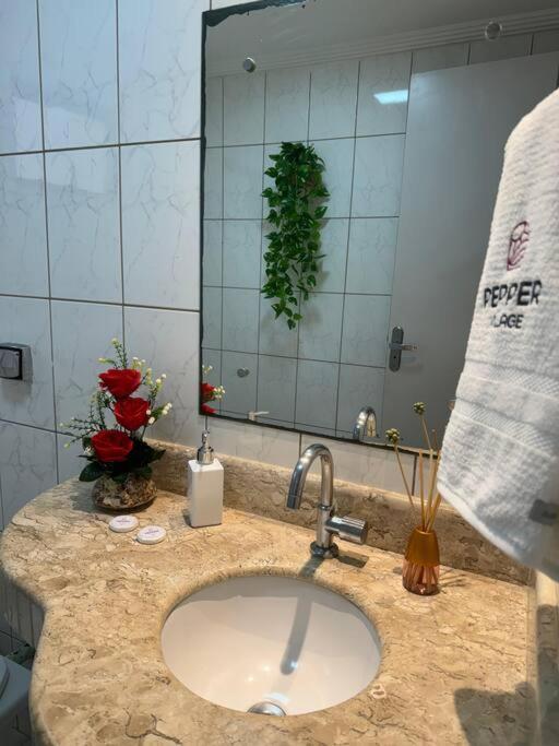 Pepper Village Ba Салвадор Екстериор снимка